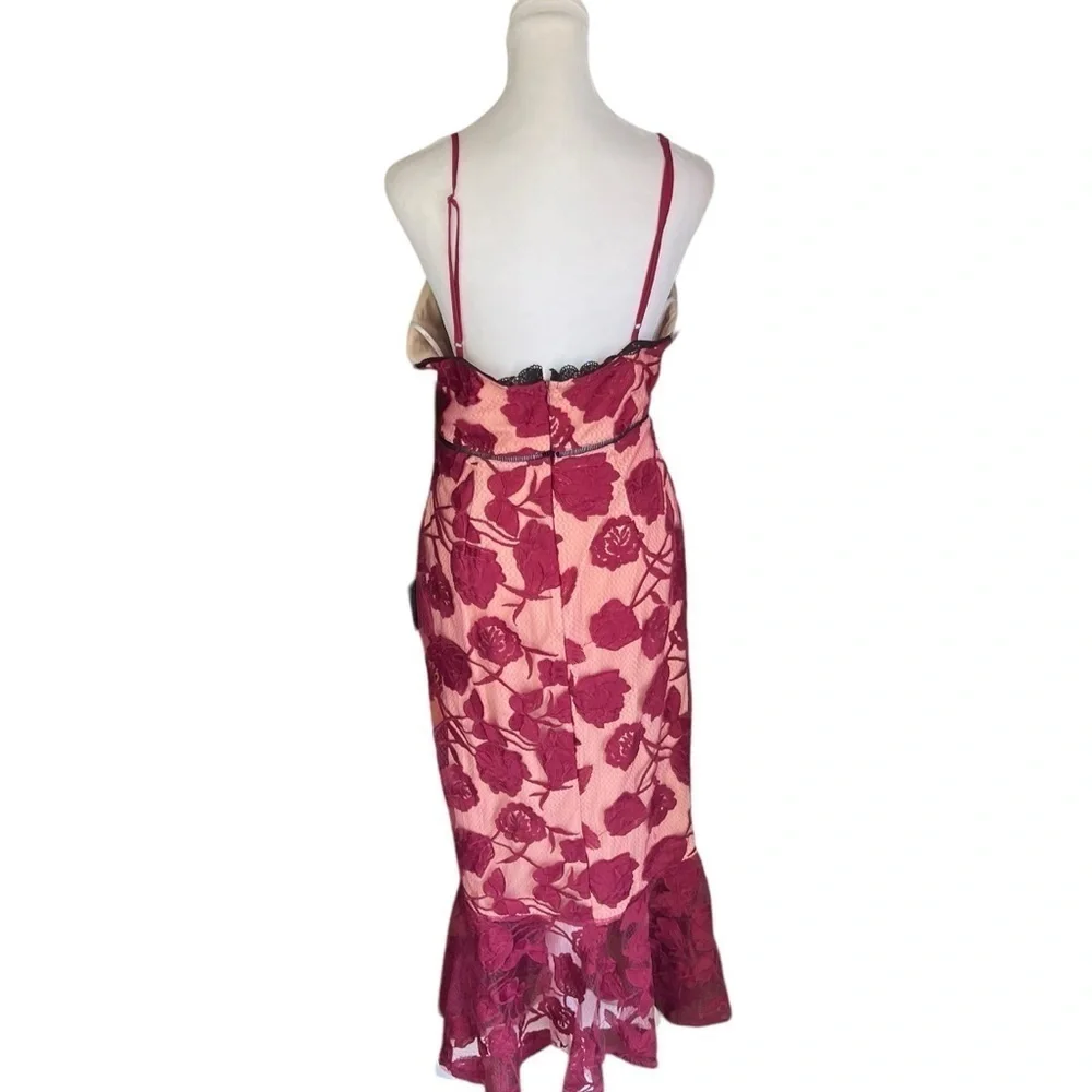 Lulus - NWT Alluring Dream Burgundy Floral Mesh Lace Trumpet Midi Dress Sz M
